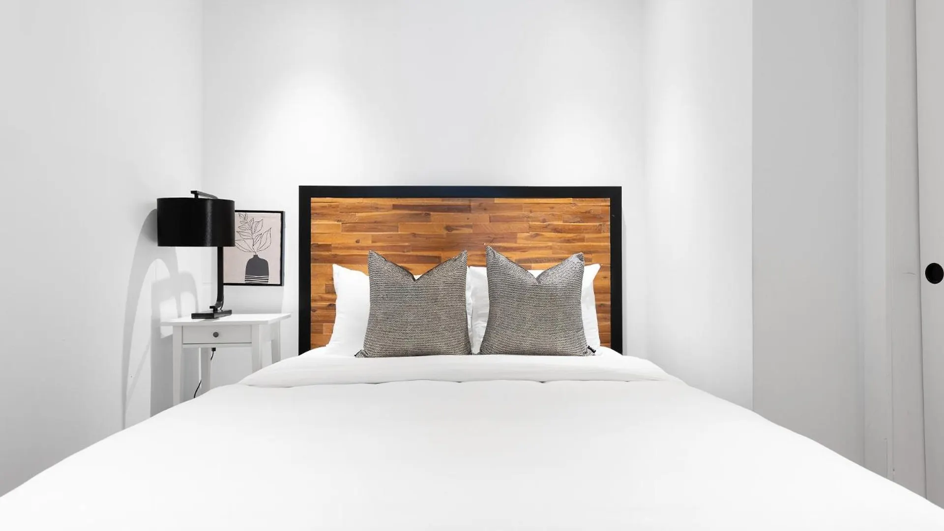 Aparthotel The Sfx Old Port Montreal Kanada